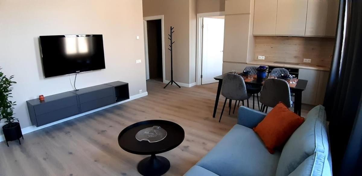 Giertmana Apartamenti Liepaja Ngoại thất bức ảnh